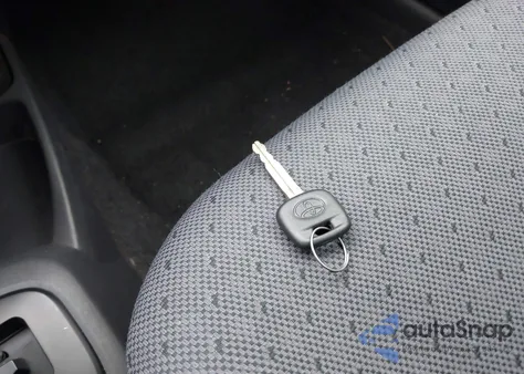 2009 Toyota Yaris z USA, uszkodzony, nr VIN JTDKT903695257601